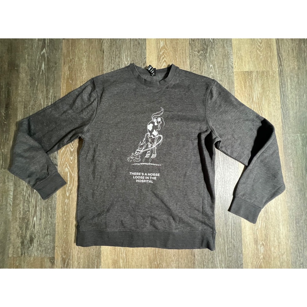 District Sweatshirt Mens Large Grey Horse Loose In The Hospital Graphic Pullover